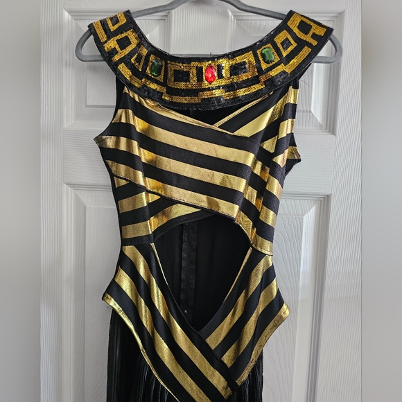 EGYPTIAN HALLOWEEN OUTFIT - Picture 5 of 7
